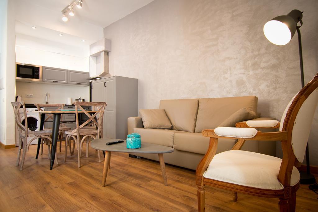 Holidays2Malaga Comfort Center Oda fotoğraf